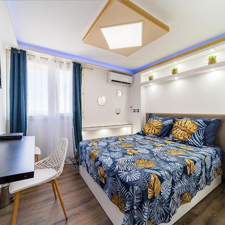 Le Studio Du Voyageur Сен-Дени Экстерьер фото